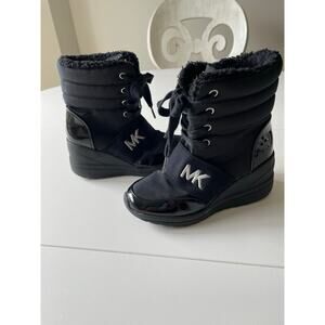 Michael Kors Girls Outdoor Boots Size 12 Sunny Shadow-HW MK Logo